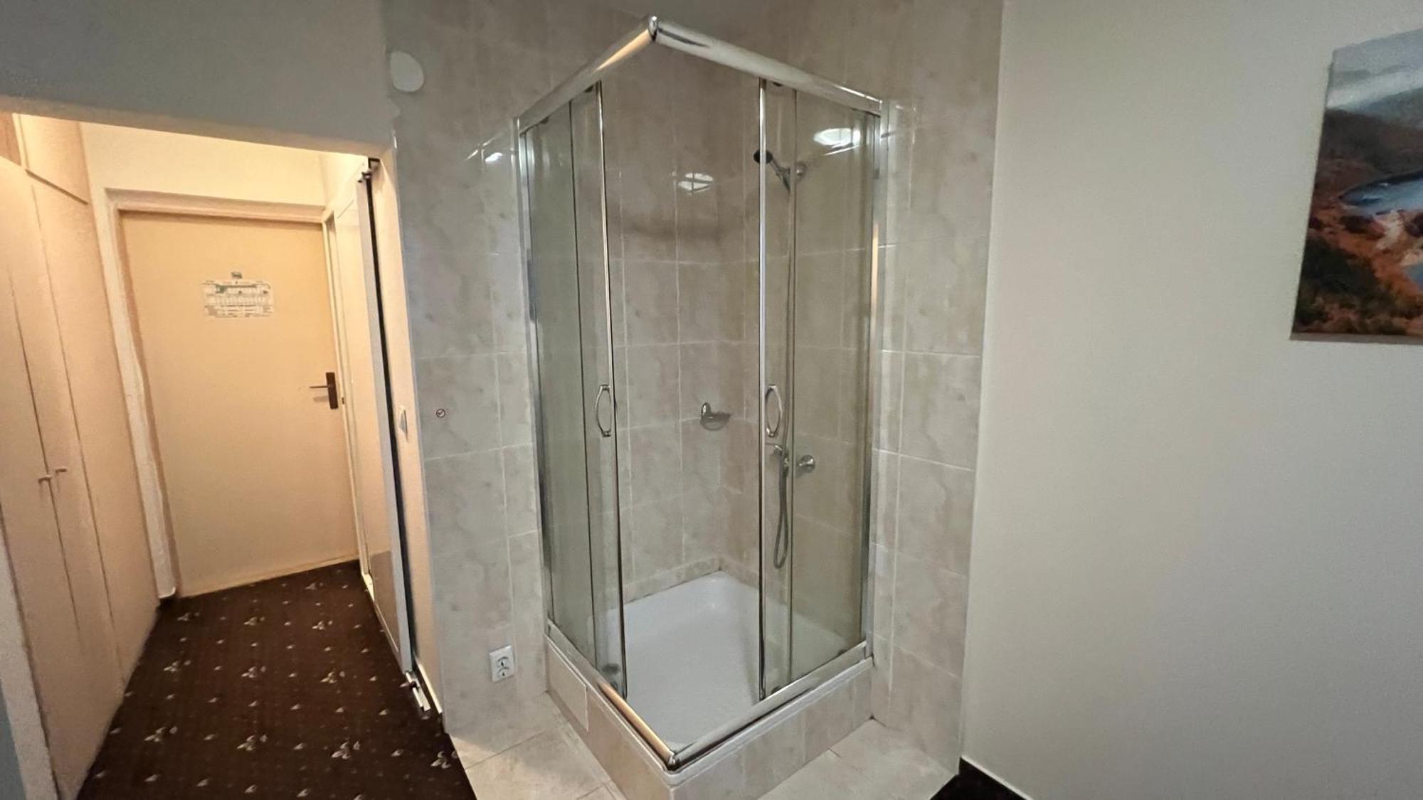 Hotel Gorna Banya Sofia Rum bild